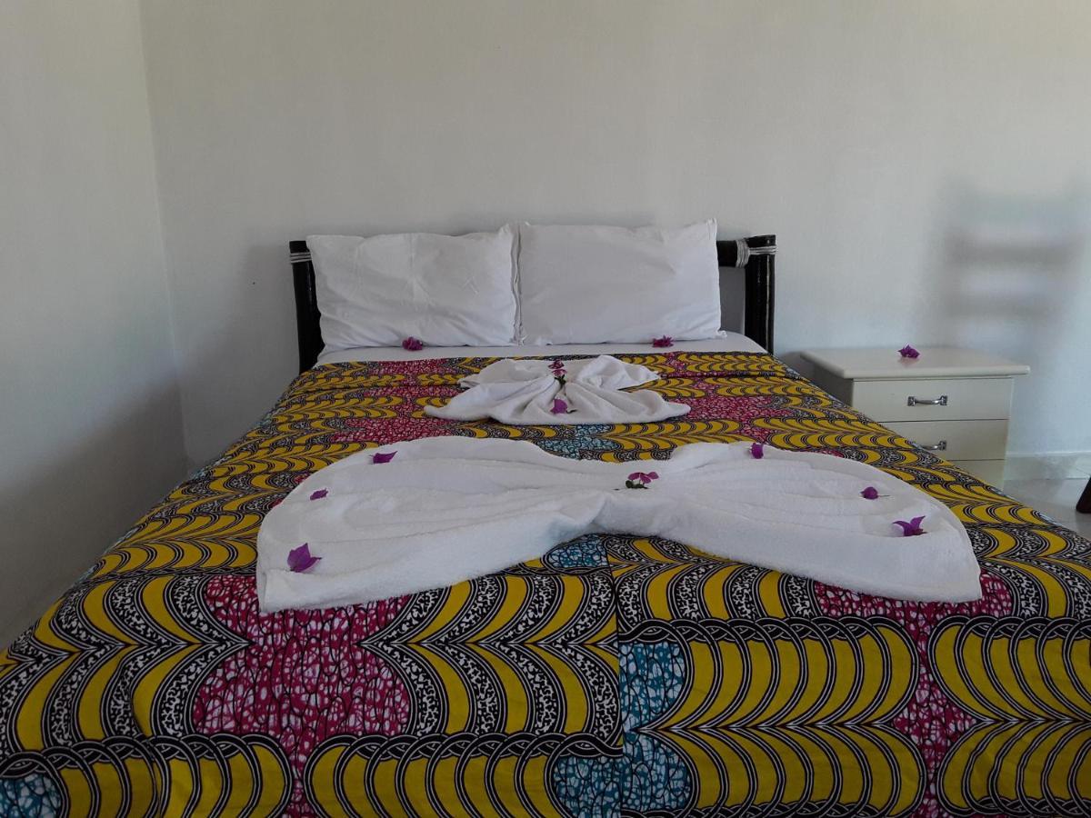Kinkiliba Beach Lodge Sanyang Exterior photo